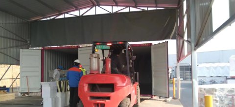 青島港至喀什跨境工程機械物流解決方案｜一帶一路大件運輸服務標桿