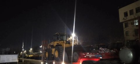 智慧物流賦能中亞基建——青島港跨境工程機械運輸體系革新與應用