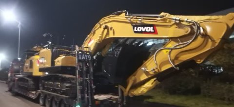 智能物流賦能跨境基建——青島至喀什工程機(jī)械運(yùn)輸全鏈路創(chuàng)新實(shí)踐_青島物流公司哪家好_青島貨代公司聯(lián)系方式_青島貨運(yùn)公司排名