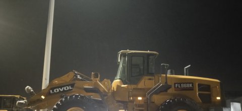 青島港至喀什跨境工程機(jī)械智慧物流方案：中亞通道全鏈路服務(wù)新范式_青島物流公司哪家好_青島貨代公司聯(lián)系方式