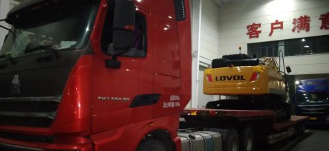 青島淳遠國際物流：專業大件運輸與物流解決方案引領者_青島港到霍爾果斯口岸挖機報關出境_青島港到霍爾果斯口岸裝載機報關出境