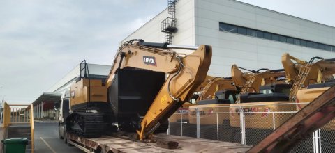 智能物流賦能中亞跨境設(shè)備運(yùn)輸新時(shí)代_轉(zhuǎn)關(guān)過(guò)境中亞五國(guó)_青島到喀拉蘇口岸設(shè)備運(yùn)輸