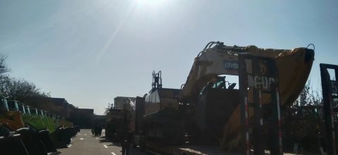 青島淳遠(yuǎn)國(guó)際物流：吉隆口岸報(bào)關(guān)出境與霍爾果斯出境到哈薩克斯坦的智能物流解決方案_吉隆口岸報(bào)關(guān)出境_霍爾果斯出境到哈薩克斯坦