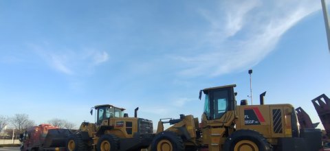 中亞跨境工程機械智能運輸體系構建——青島淳遠國際物流的專業化解決方案_青島物流公司聯系方式_青島貨代公司哪家好