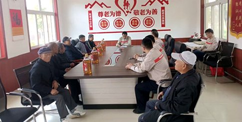 品品好糧油公司黨支部走訪慰問老年人