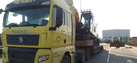 青岛淳远国际物流：跨境大件运输解决方案专家｜工程机械运输领航者