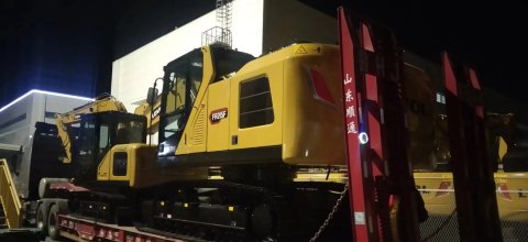 国际海运附加费体系的结构性作用与市场传导机制_青岛整车运输_青岛大件货物运输