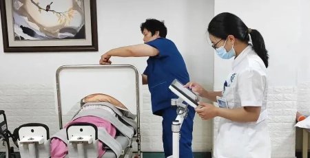 同样是养老，差别到底在哪？普通养老院VS福山老年公寓医养康护一体化