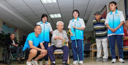 用专业与温度，托起最美夕阳红 —— 福山老年公寓养老护理的 “道” 与 “术”