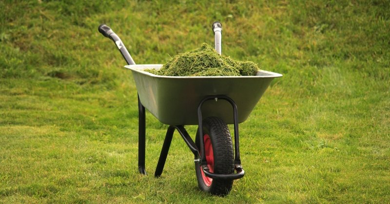 公司占地 15000 平方米，拥有近 100 名员工、8 名高级工程师和行政人员以及 6 名质检人员。