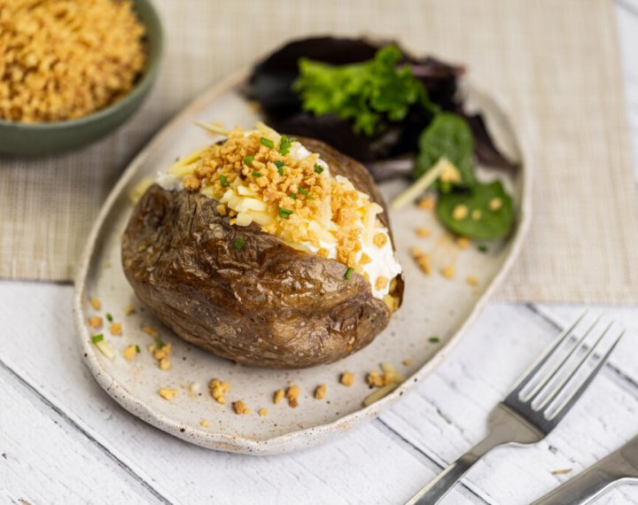 Crunchies_Chicken-Sprinkle_Baked-Potato_01-1024x683