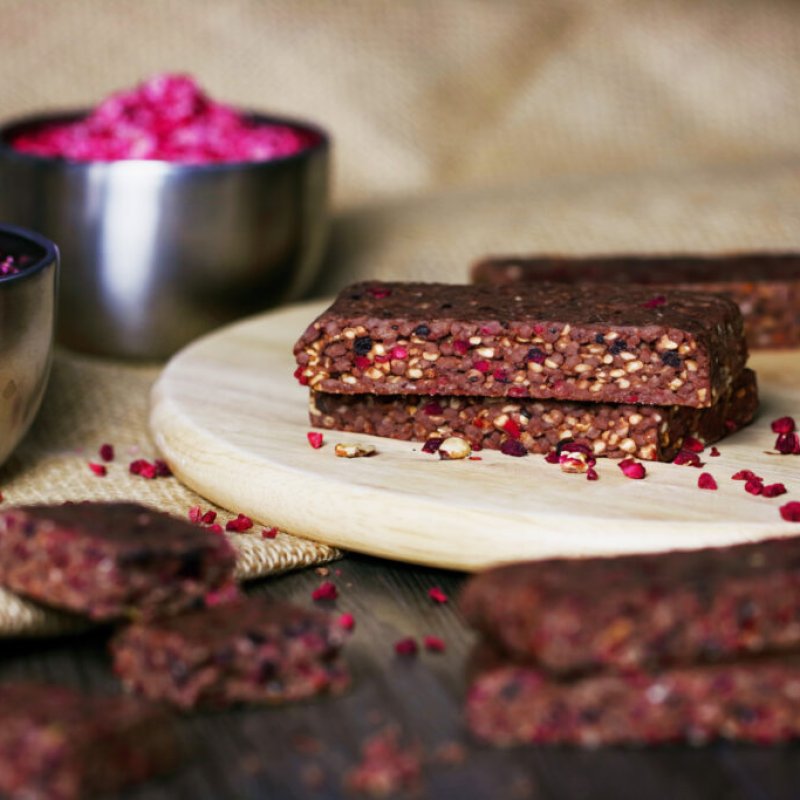Raspberry-Blueberry-Cranberry-Protein-Bar-1024x683