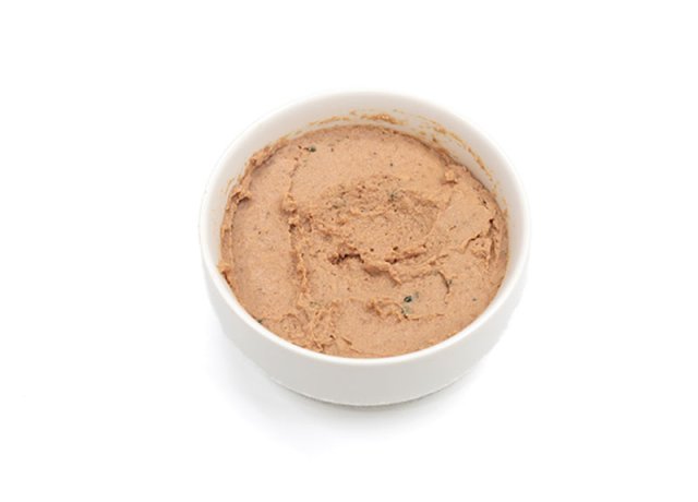 Nutritious seafood and poultry pet food