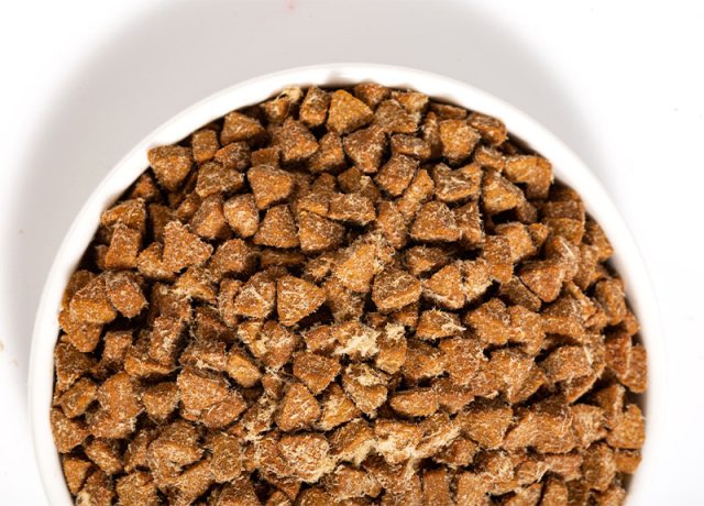 fiber-rich baked kibble for pets