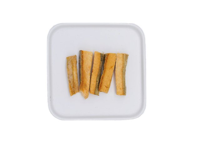 whole cut salmon treat for cats and dogs