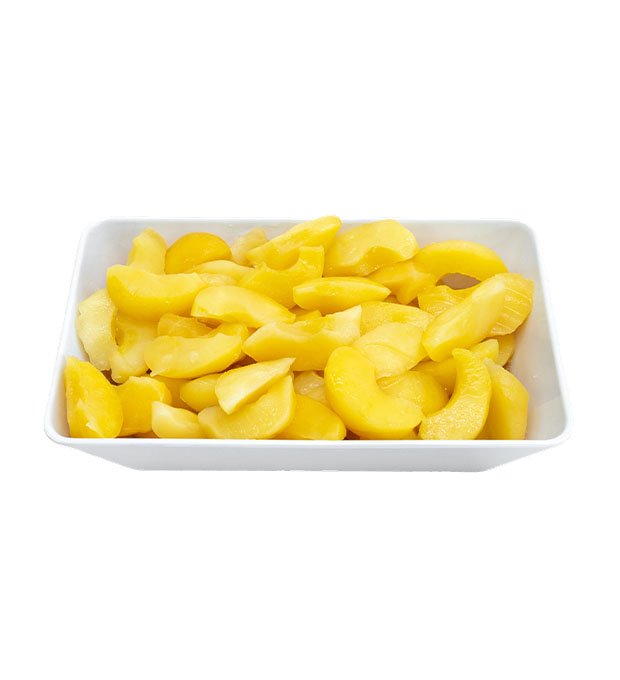 peeled and sliced apple pieces in solid pack