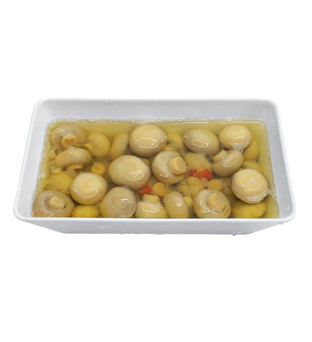 marinated mushrooms with red pepper and dill