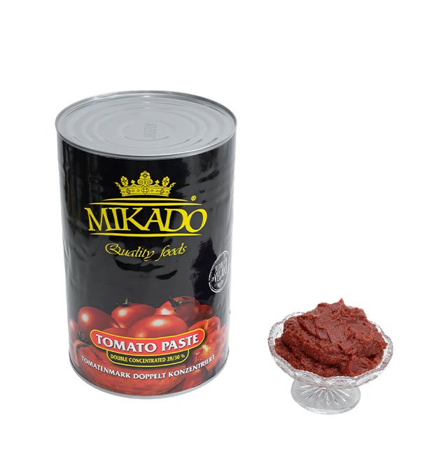 tomato paste red color thick texture