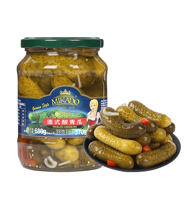 gherkins with dill and mustard seeds