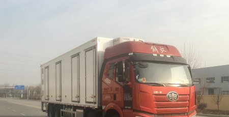 冰凌方牌QYK5311XCQ型雏禽运输车(解放J6P雏禽运输车)图片参数