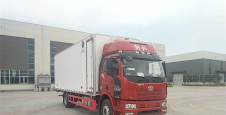 冰凌方牌QYK5180XCQ型雏禽运输车 鸡苗车（解放J6L雏禽运输车）参数图片