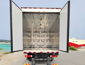 ご家庭に【一家安泰、家に福運を得る】家福安財秘符 MGnx5n11 就喜欢你看不惯我又干不掉我的样子5（B版当当独家赠送吾皇“万物