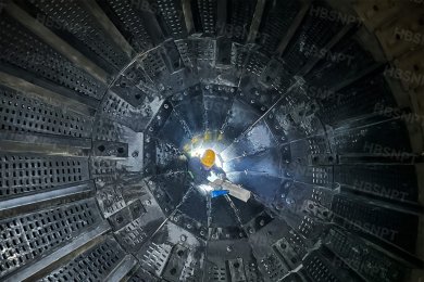 耐磨配件应用于新建磷矿最大球磨机