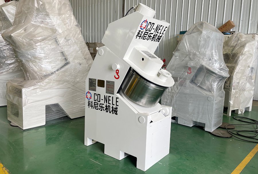 覆盖剂造粒机一体化造粒，精准控制颗粒品质